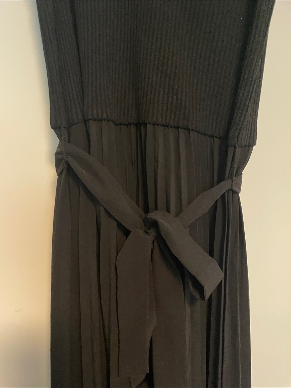 NWOT! Guess Black Ribbed Sleeveless Dress - Picture 4 of 7